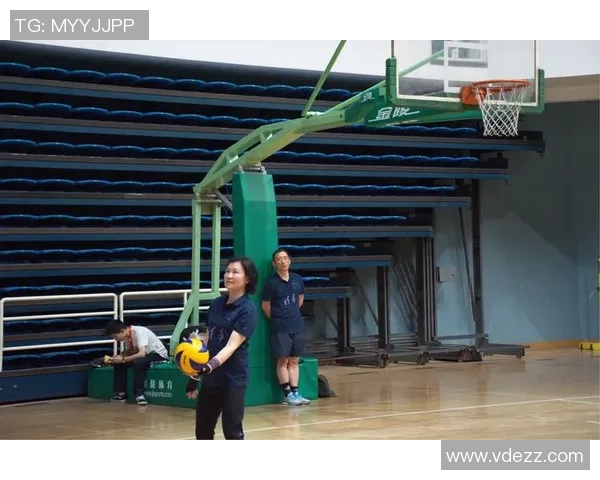 刘芳独家分享排球心得与技巧助你提升球技的秘诀与经验总结